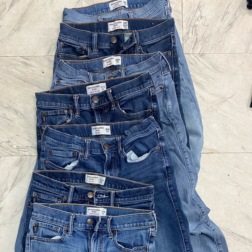 Jeans